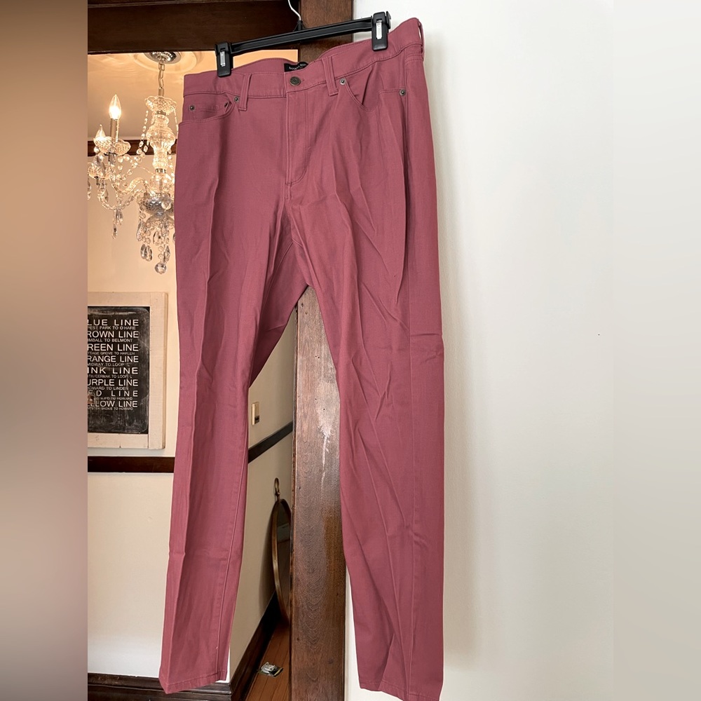 **BELOW SUGGESTED PRICE!!** BR Skinny Fit jean - Nantucket Red, size 12